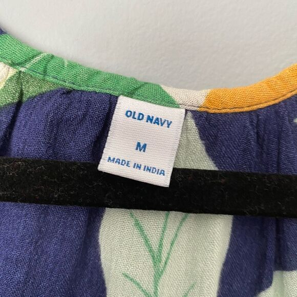 Old Navy women’s floral navy blue long sleeve Blouse /casual/business - Picture 7 of 7